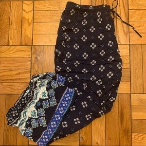 SUPER CHIC NAVY TIE WAIST FLOWY CROPPED BOHO PANTS